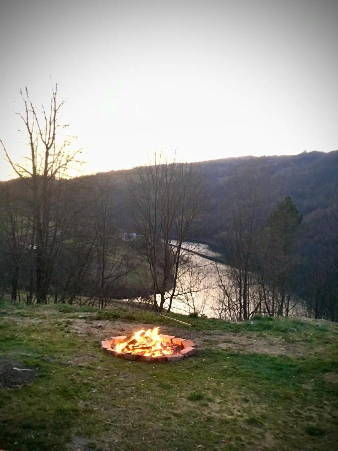Cabana Baraj Apuseni Mountains Mihoesti Bagian luar foto